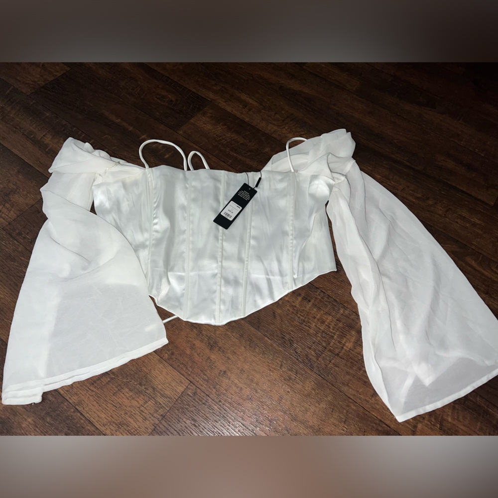 NWT FASHION NOVA CROP TOP